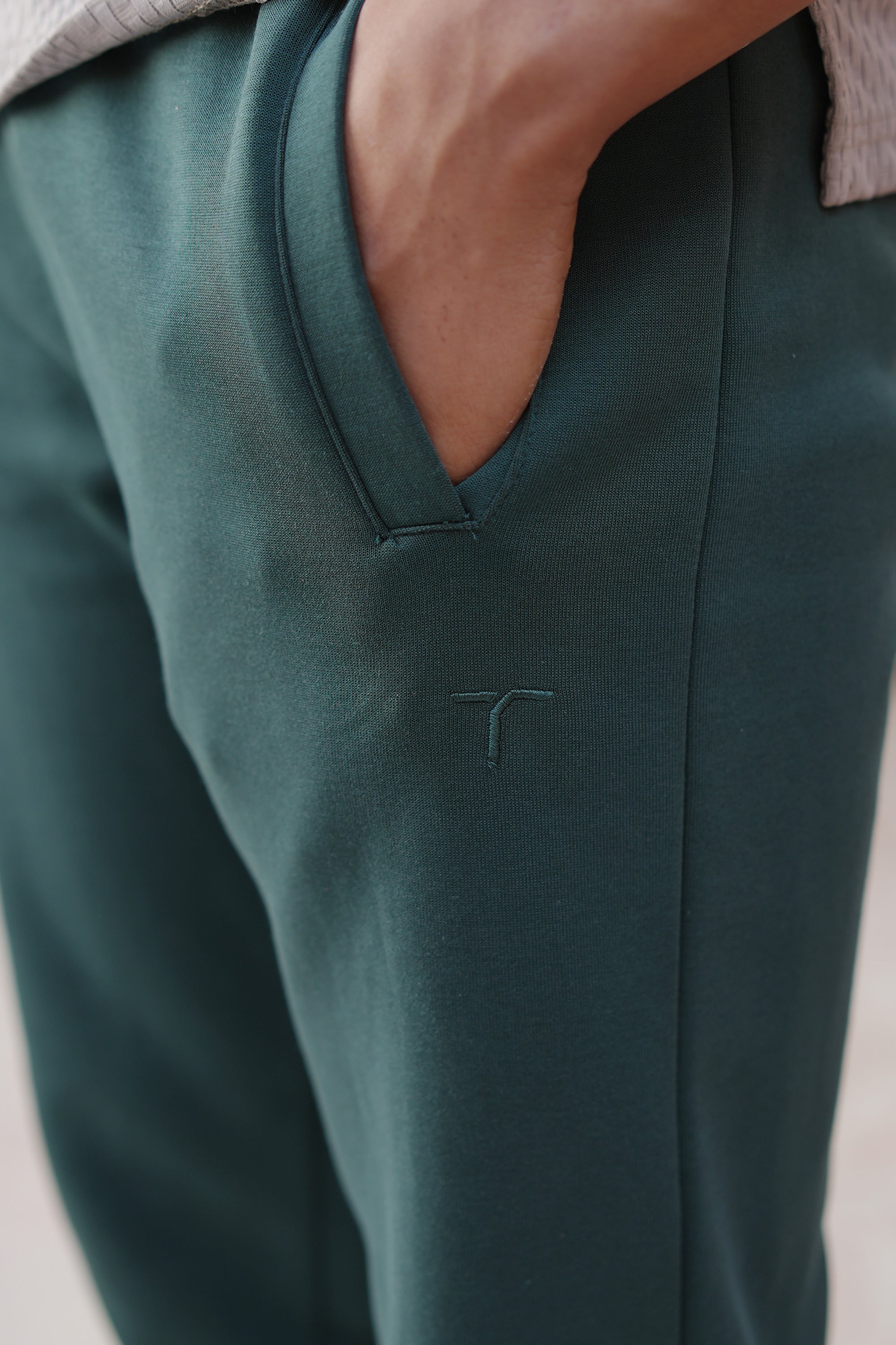 Interlock Signature Pant